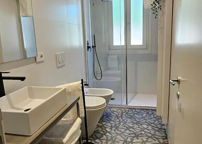 Small With Private Garden Daire