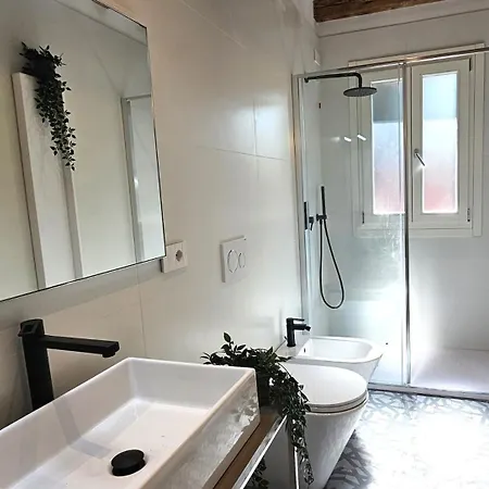 Apartment Small With Private Garden Venice
