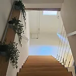 Small With Private Garden Apartamento *